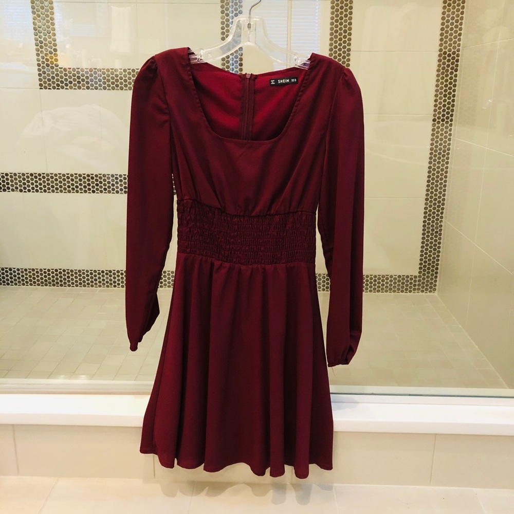 Long sleeves dress